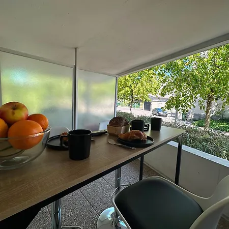 Daire N 02 Halte - Parking Et Acces Petit-dejeuner *